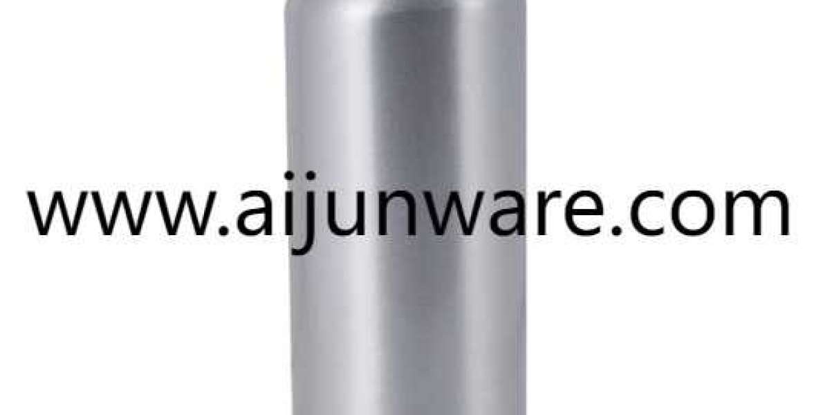 Elevate Workouts with Bottles Offering Ergonomic Handling and Safe Materials