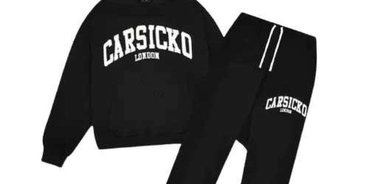 Carsicko Tracksuit: The Fashion Statement Everyone Is Talking About