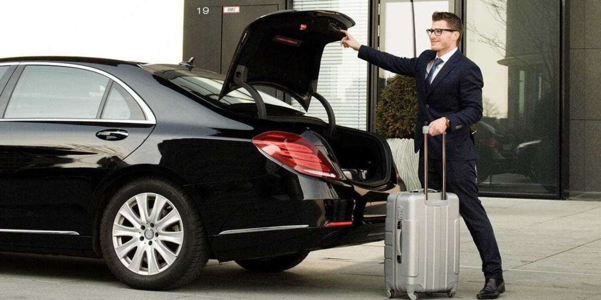 Người Đà Nẵng Mách Bạn Cách Thuê Xe Cho Công Ty - Đừng Để Bị "Hố" Lần Đầu