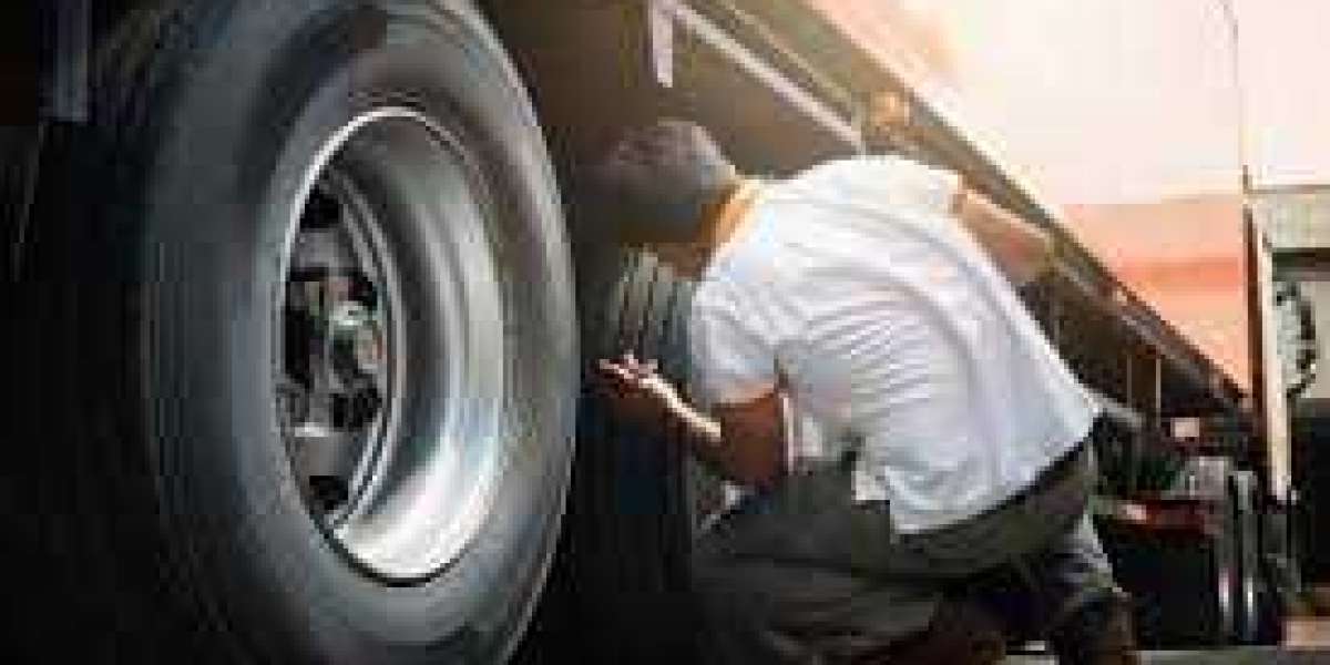 Epika vs. Local Shops: What Makes Heavy-Duty Truck Repair in Phoenix Stand Out?