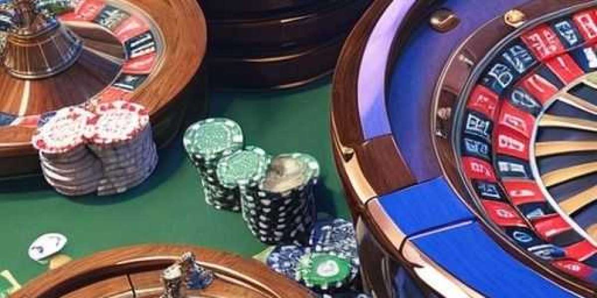 "The Evolution of Social Gambling: Analyzing Trends in Community-Centric Platforms and Player Interaction in Online