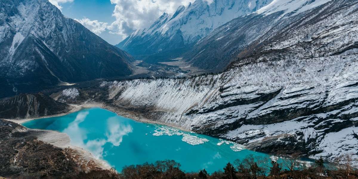 Manaslu Circuit Trek Highest Altitude and Key Trekking Facts