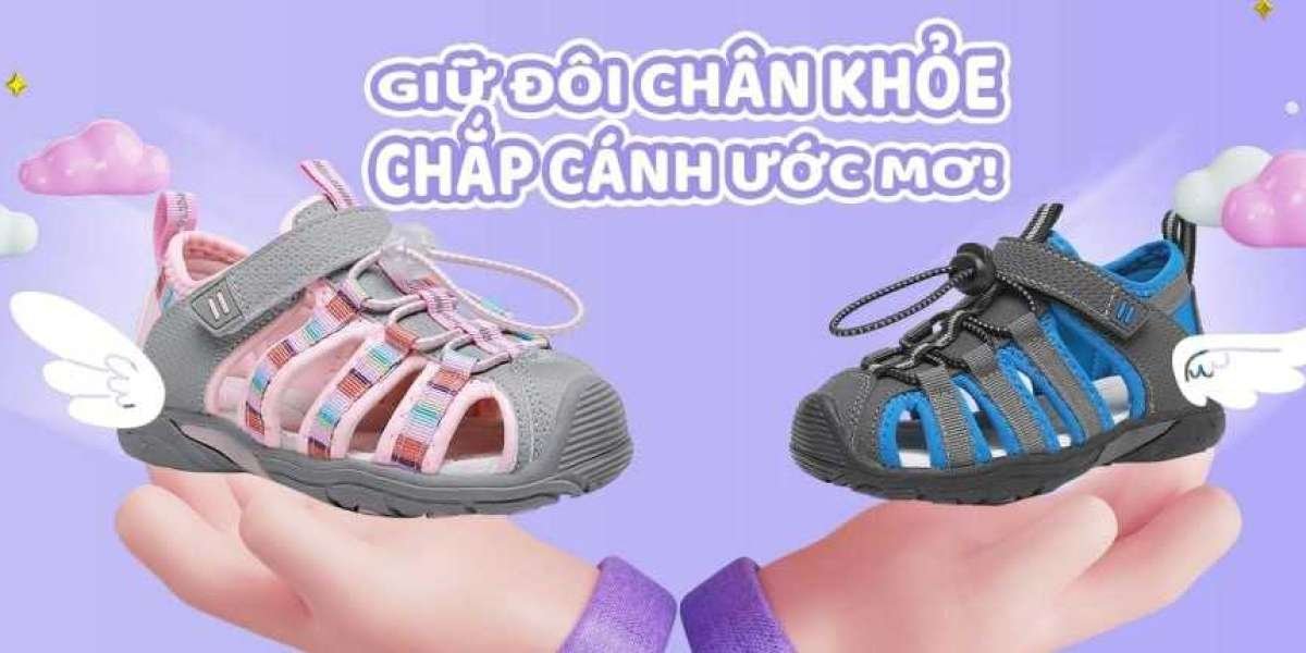BÀN CHÂN BẸT Ở TRẺ CÓ NGUY HIỂM KHÔNG? CHA MẸ CẦN BIẾT